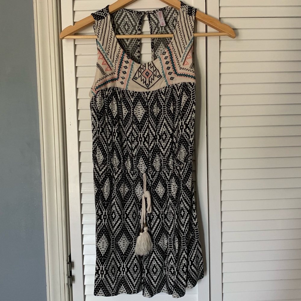 Romper - Picture 3 of 6